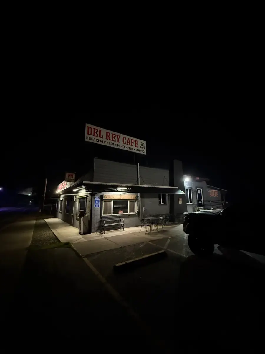 Del Rey Cafe at night before holiday lights were installed